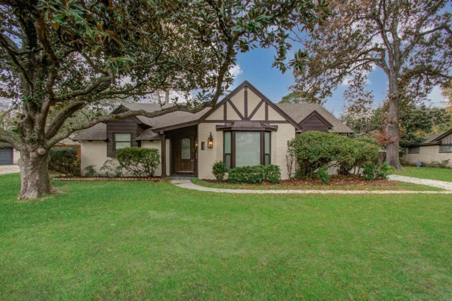 Western Oaks Retreat Houston Ngoại thất bức ảnh